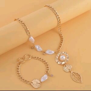 Simulated Pearl and Austrian Crystal Leaf and Nugget 2 Piece Set